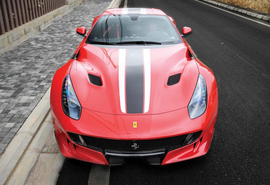  Ferrari F12tdf Tailor Made 2017 года  (фото 4 из 42)
